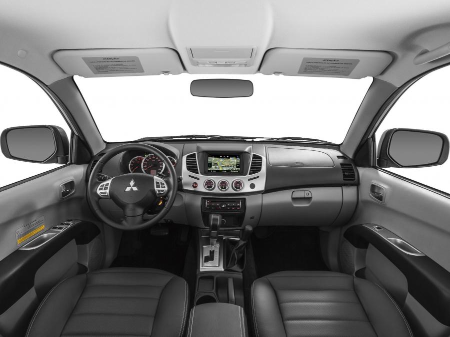  Mitsubishi L200 Triton HPE 2014 года  (фото 15 из 18)